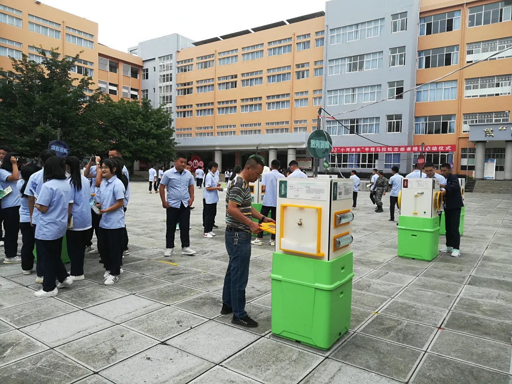 弥渡县职业技术学校科普大篷车进校园服务活动