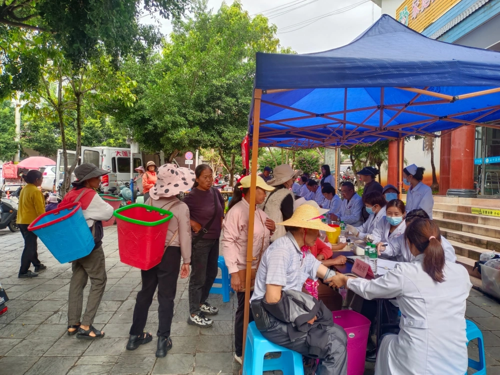 永平县科协到杉阳镇开展科普大篷车进农村暨急诊急救&ldquo;五大中心&rdquo;健康宣教科技志愿服务活动